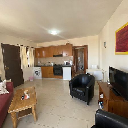 Sea View Apartments Пісурі Екстер'єр фото